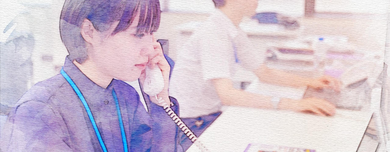 国際スタッフが笑っている様子（PC版）